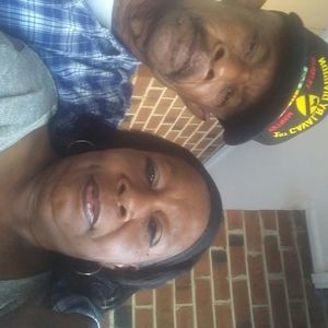 Meet your Posher, Dee